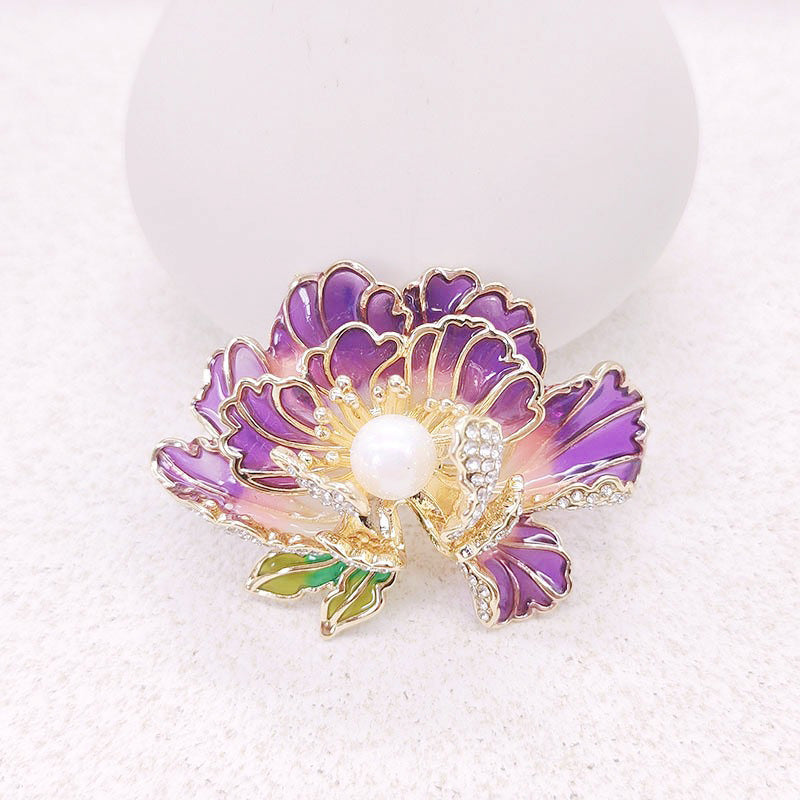 Elegante emaillierte Pfingstrosenbrosche für Damen
