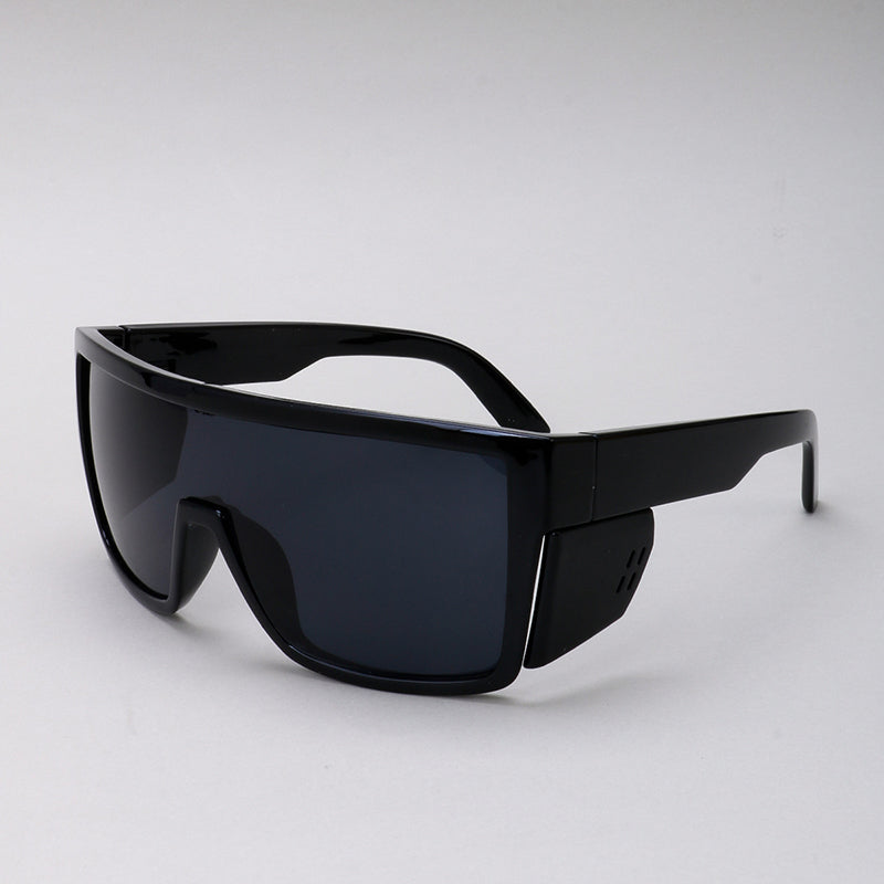 VitraGuard Sportbrille — Erleben Sie kompromisslose Klarheit und Rundumschutz bei jedem Abenteuer | Brehn