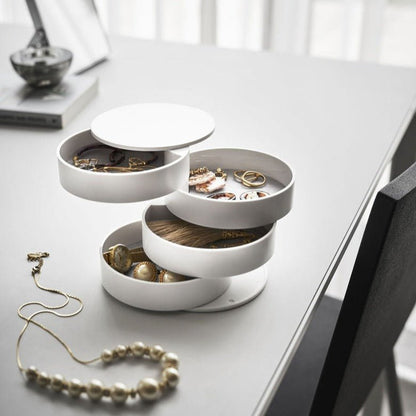 Twist Around Schmuck Organizer