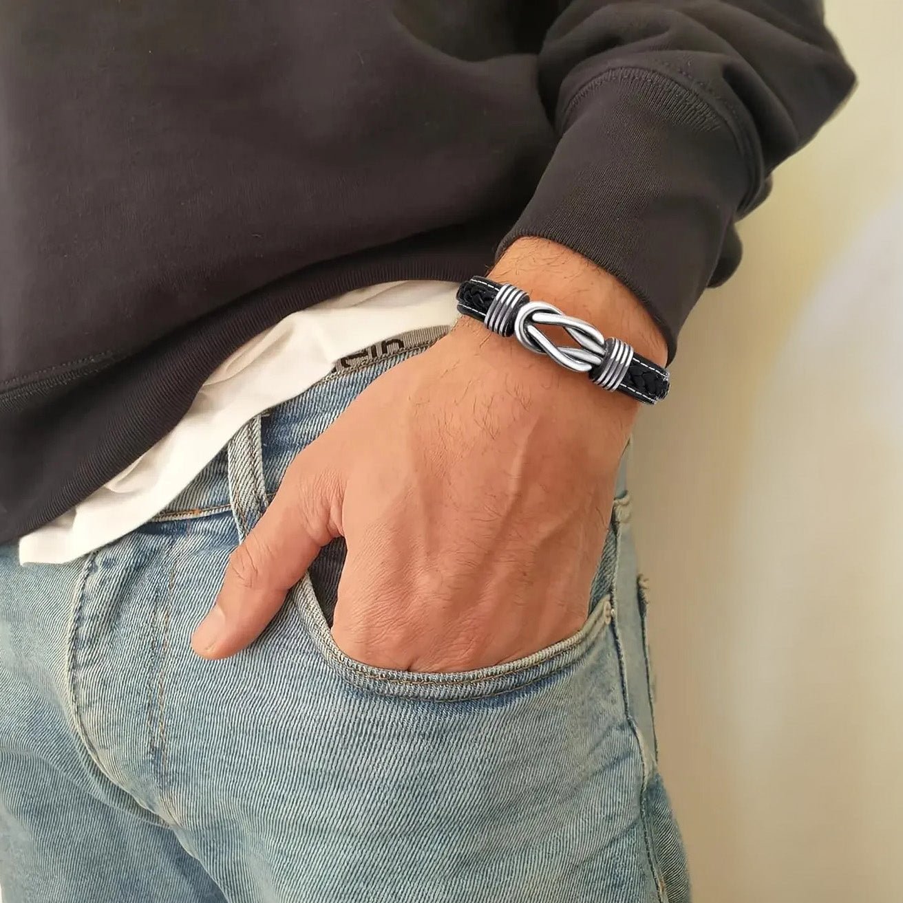 Brehn | Unisex Ewiger Liebes-Knoten Lederarmband