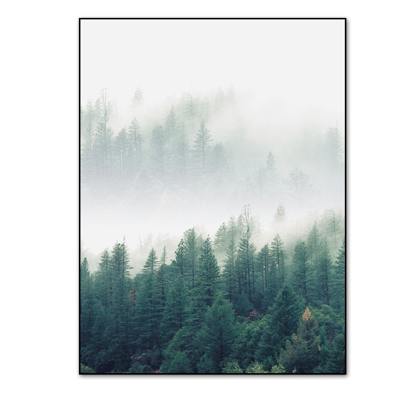 Nordische Nebelwaldlandschaft – Leinwanddruck