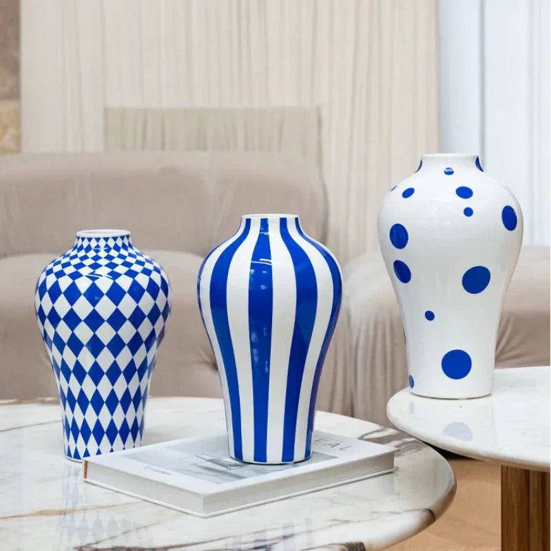 Vibrant Blue Geometric Ceramic Vase Moderne Wohnkultur | Brehn