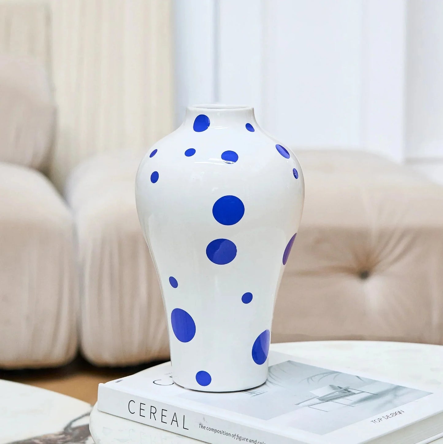 Vibrant Blue Geometric Ceramic Vase Moderne Wohnkultur | Brehn