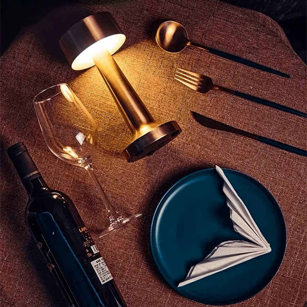 Brehn | Victor moderne dimmbare Tischlampe