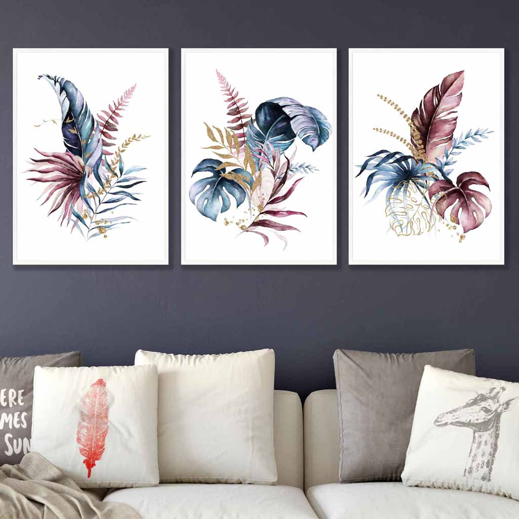 Botanisches Set mit 3 gerahmten Wandbildern mit rosa und blauen Blumenmotiven