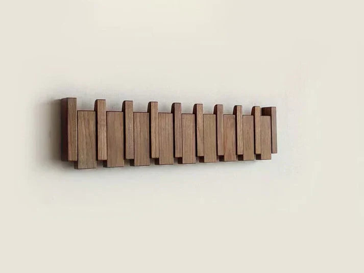 Brehn | Holz Klavier Garderobe - HarmonyCoat