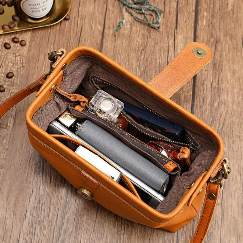 Norvella Schultertasche aus strukturiertem Kunstleder für Damen | Brehn